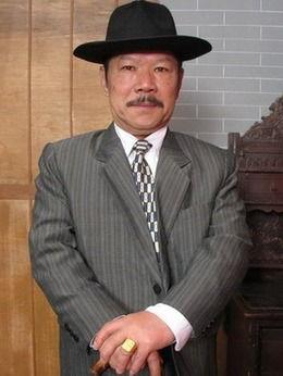 鲁牛个人资料,跨界奇才，艺术与商业的完美融合