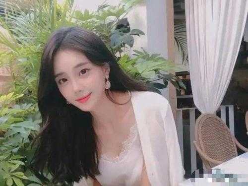 曼竹女主播照片,镜头下的时尚魅力与自信风采